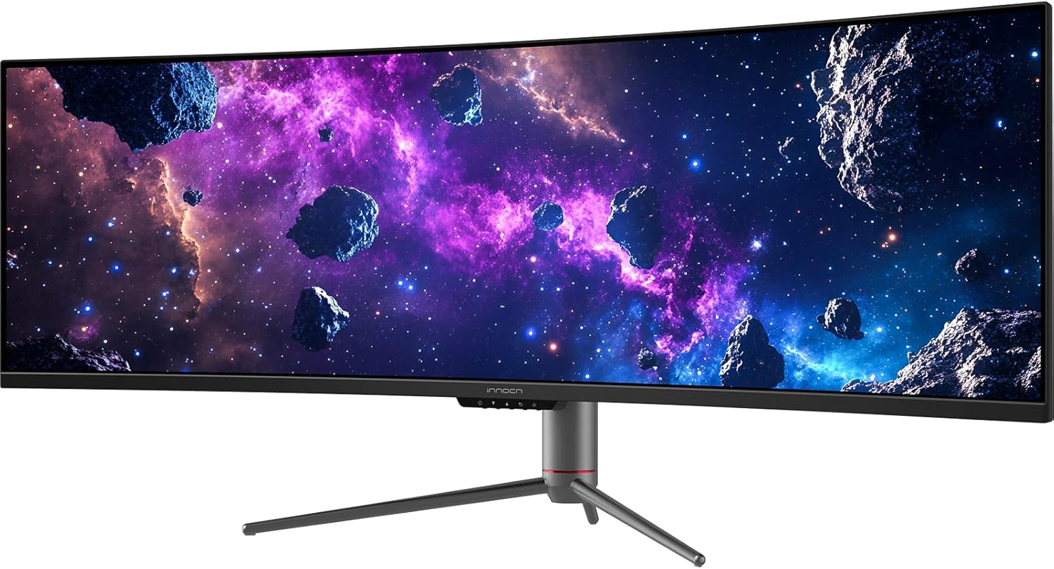 Monitor gamer curvo ultrawide de 49 pulgadas a 240hz con resolucion dual qhd sobre un escritorio chile