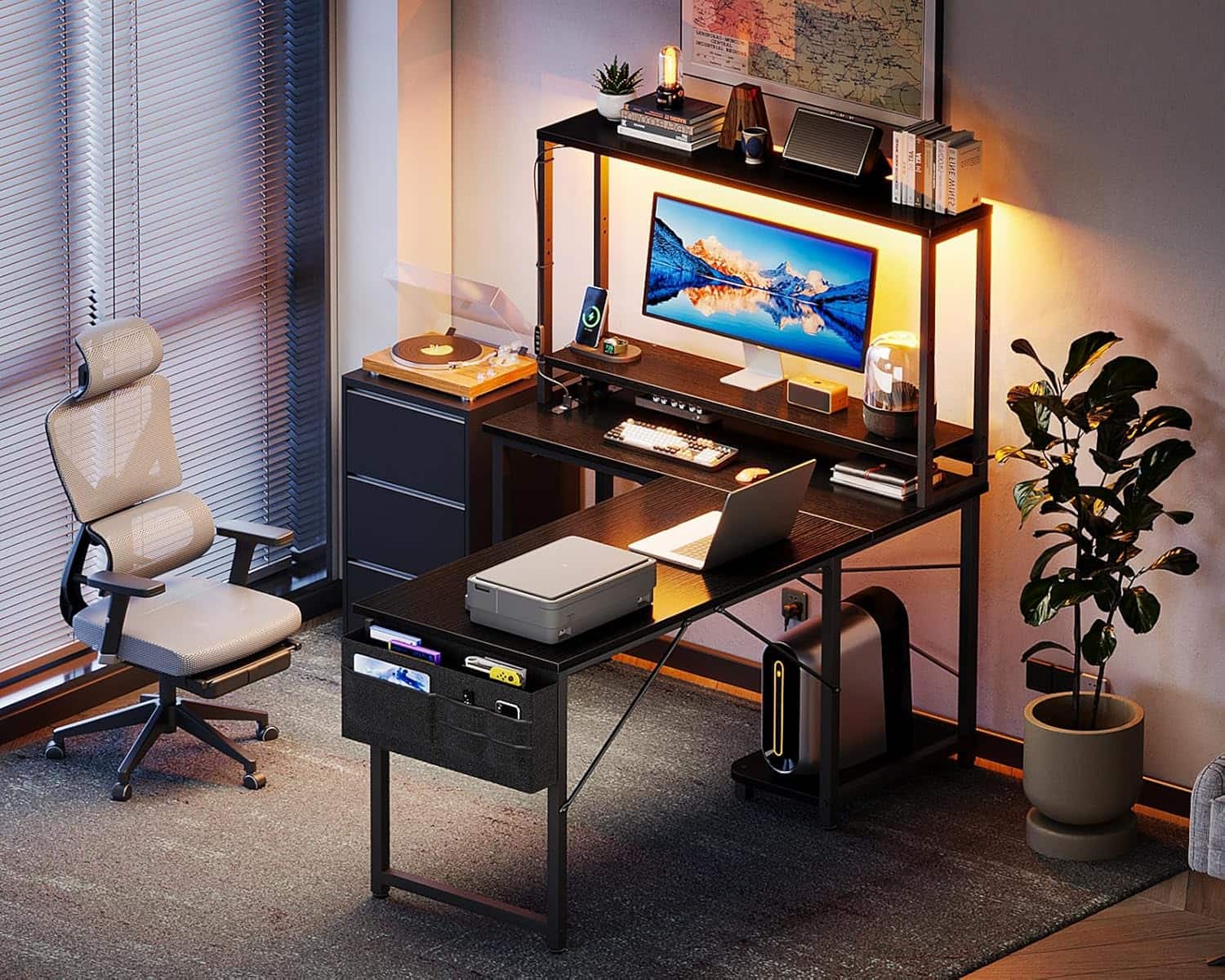 escritorio gamer en l aodk de 109 centimetros con luces led y tomas de corriente ideal para chile