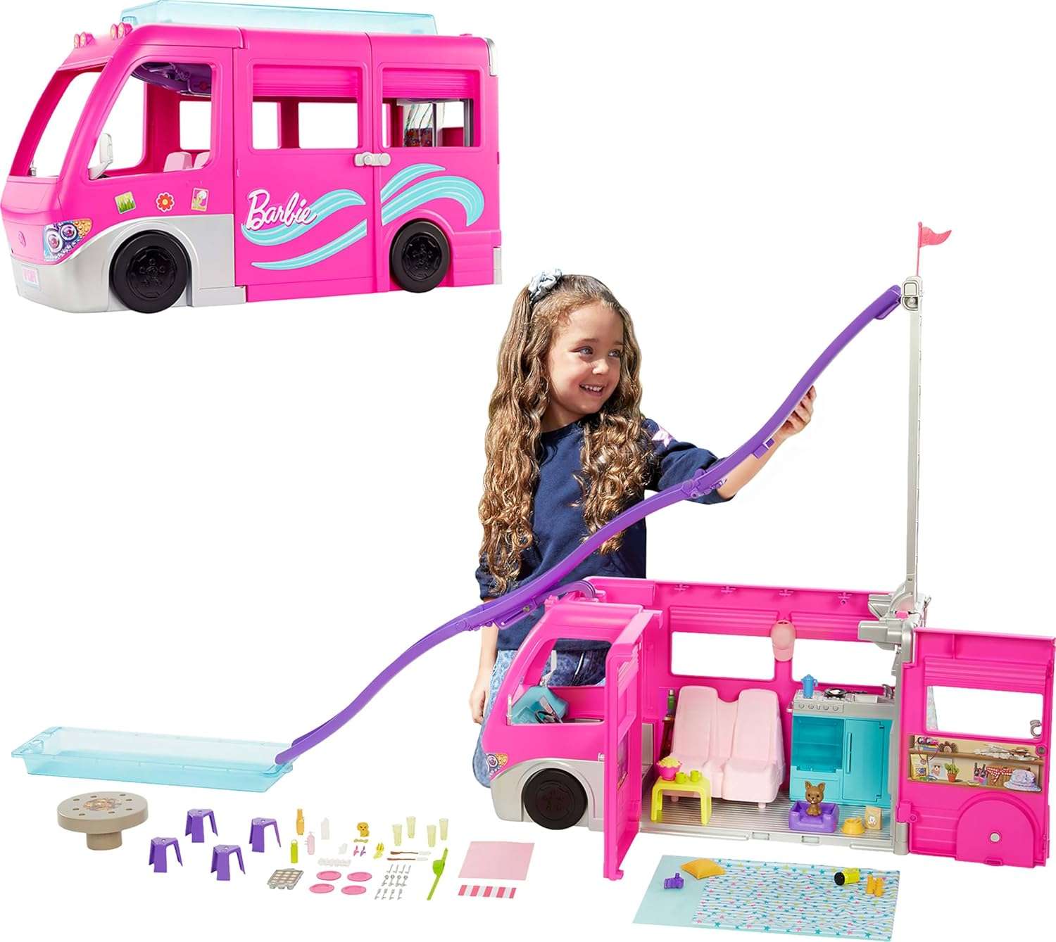 caravana de barbie dream camper con tobogán, piscina y 60 accesorios