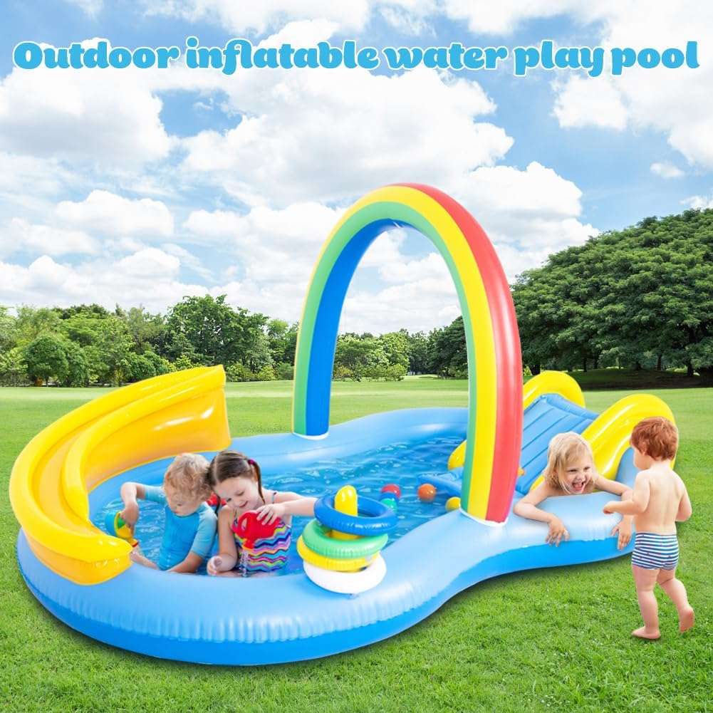 centro de juegos inflable con tobogán, arcoíris con aspersor y piscina para niños