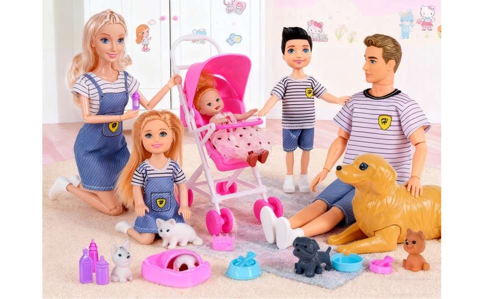 set de familia de muñecas con mamá embarazada, carriola, niños y mascotas